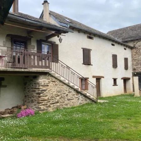 Enzo Сasa de vacaciones Cabanes (Aveyron)