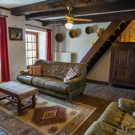 Vakantiehuis Enzo Cabanes (Aveyron)